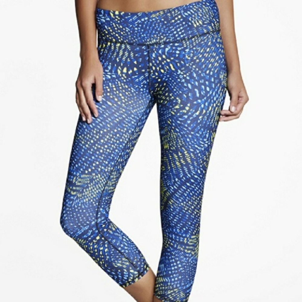 Medium fabletics leggings